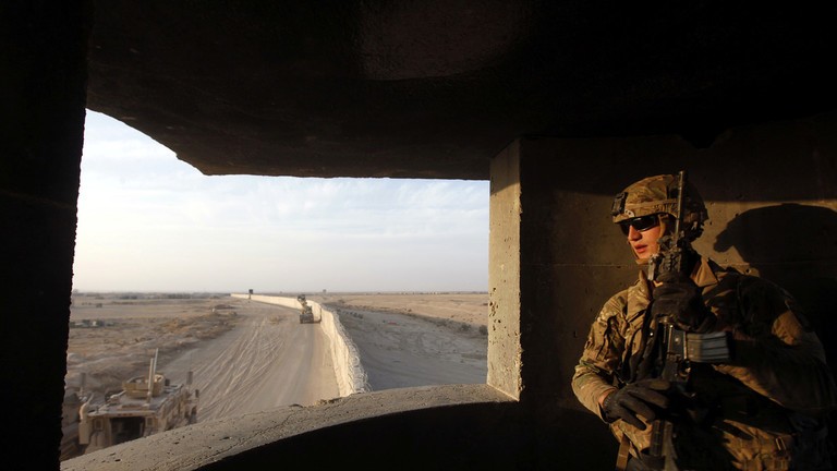 Binh sĩ Mỹ tại căn cứ Mỹ ở Qayyara (Iraq). Ảnh: Reuters