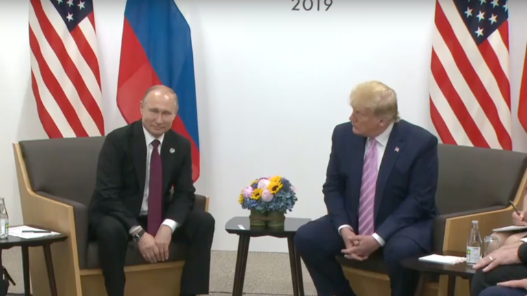 Tổng thống Trump - Putin hội đàm ngày 28/6. Ảnh: RT
