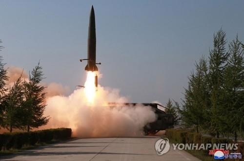 Tên lửa tầm ngắn được Triều Tiên phóng hôm 9/5. Ảnh: KCNA