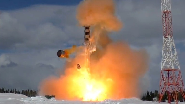Một vụ thử tên lửa đạn đạo liên lục địa Sarmat của Nga. Ảnh: Sputnik