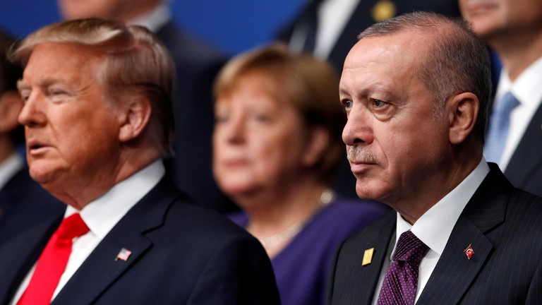 Tổng thống Thổ Nhĩ Kỳ Recep Tayyip Erdogan và Tổng thống Mỹ Donald Trump. Ảnh: Reuters