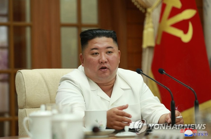 Chủ tịch Kim xuất hiện trong cuộc họp ngày 25/8. Ảnh: Yonhap