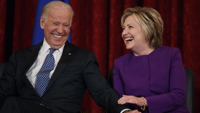 Ông Joe Biden và bà Hillary Clinton. Ảnh: AP