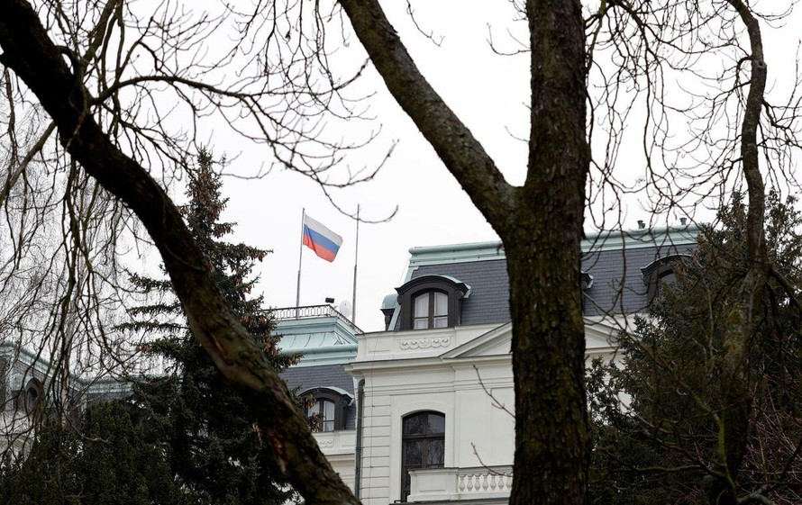 Đại sứ quán Nga tại Praha (Séc). Ảnh: Reuters