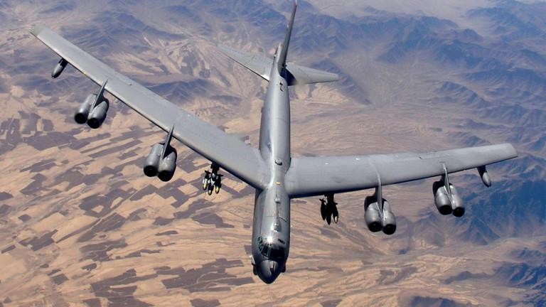 Máy bay B-52. Ảnh: Reuters