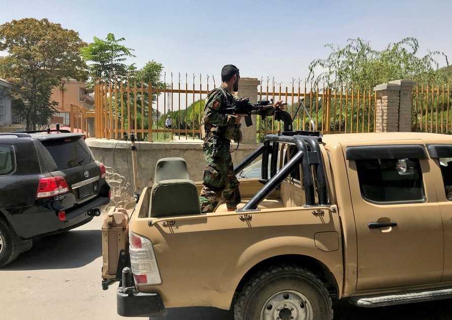 Binh sĩ Afghanistan ở thủ đô Kabul ngày 15/8. Ảnh: AP