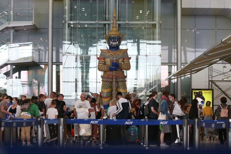 Du khách tại một sân bay Thái Lan. Ảnh: EPA-EFE
