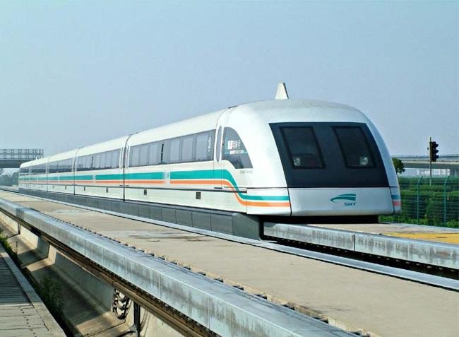 Trung Quốc sản xuất tàu hỏa đệm từ trường 600 km/h