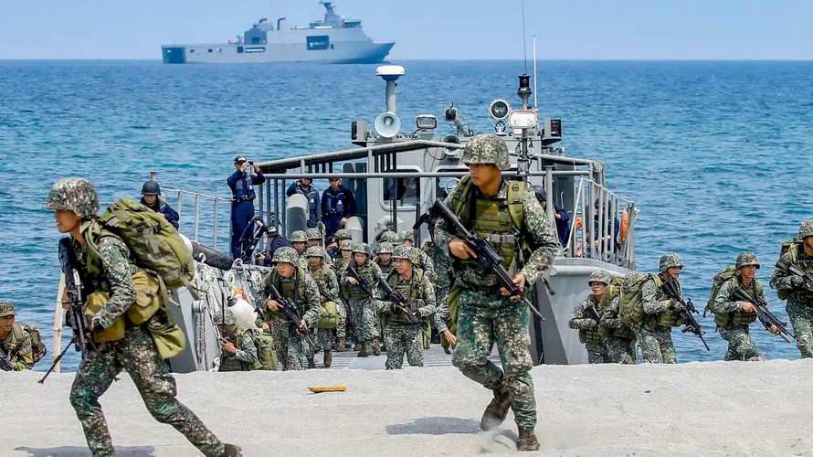 Binh sĩ Philippines và Mỹ tham gia tập trận Balikatan hồi tháng 5/2018. Ảnh: AP. 