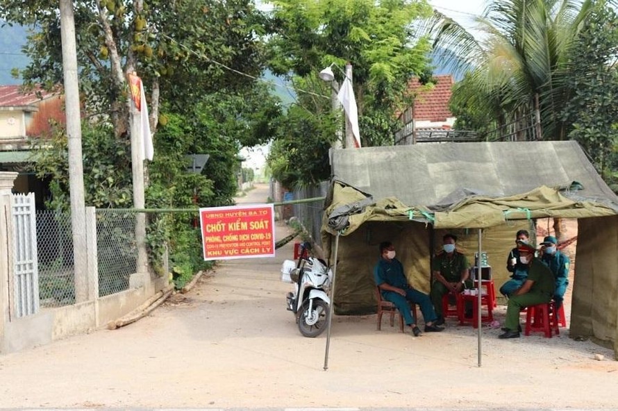 Phong tỏa khu vực nơi BN 19655 trú xã Ba Cung, huyện Ba Tơ, tỉnh Quảng Ngãi sinh sống.