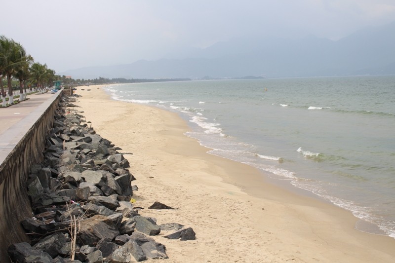 Khu vực bờ biển Nguyễn Tất Thành (Đà Nẵng) đã trở lại bình thường. Ảnh: Giang Thanh