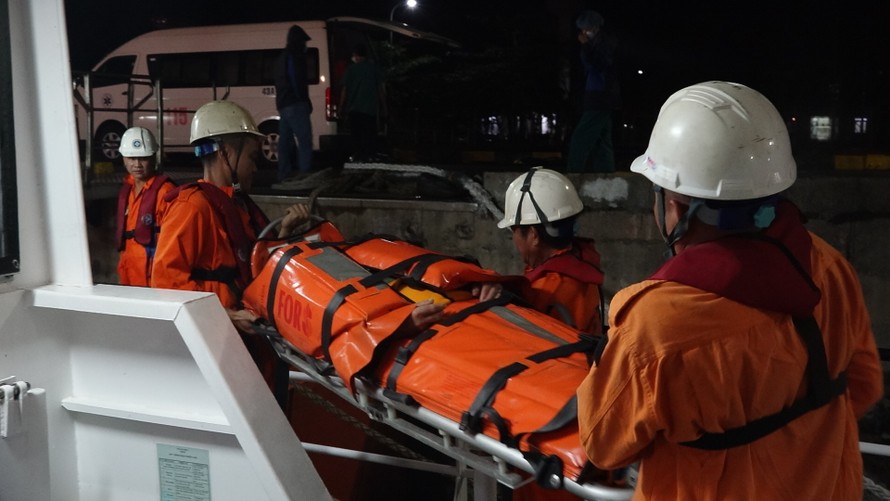 Trung tâm Phối hợp Tìm kiếm, Cứu nạn Hàng hải khu vực II cho biết vừa cấp cứu kịp thời một ngư dân bị tai biến khi đang đánh bắt trên biển