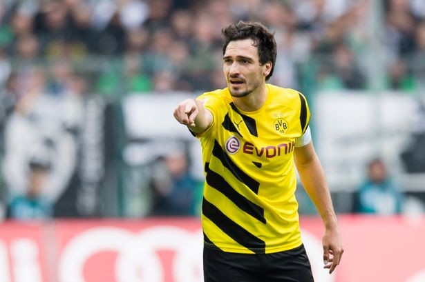 Hummels muốn gia nhập M.U chứ không phải Arsenal.