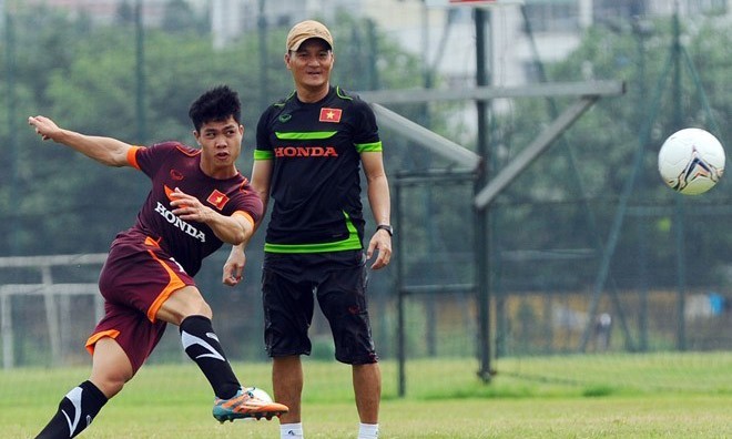 Công Phượng không có tên trong đội hình xuất phát của U23 Việt Nam gặp U23 Hàn Quốc vào chiều nay. Ảnh: Zing.