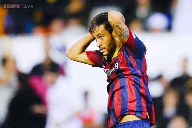 Neymar bị cáo buộc trốn thuế.