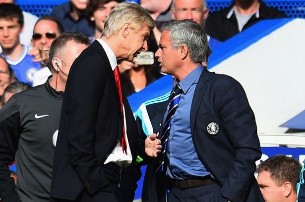 Mourinho lại chơi trò tâm lý chiến với Wenger.