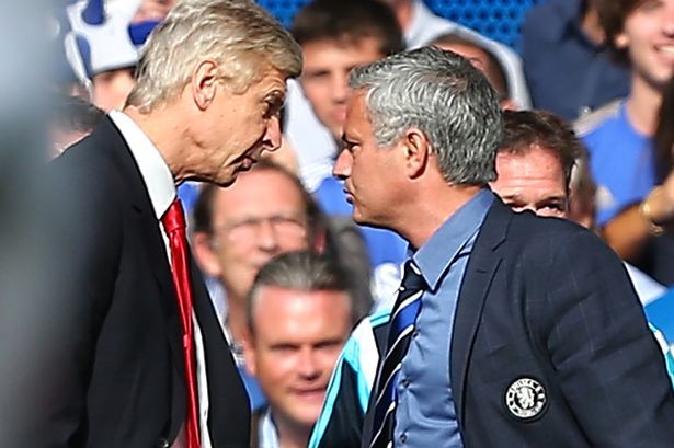 Arsene Wenger và Jose Mourinho luôn như nước với lửa.