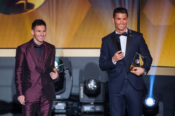 Messi và Ronaldo là hai ứng viên sáng giá nhất cho danh hiệu Quả bóng vàng FIFA 2015. 