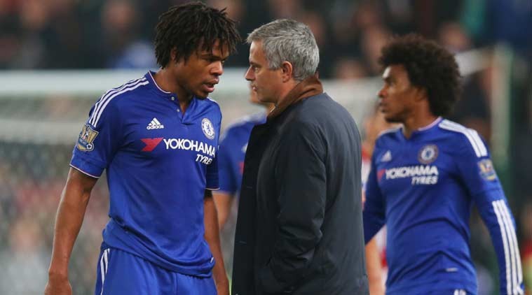 Remy muốn Mourinho tiếp tục dẫn dắt Chelsea.