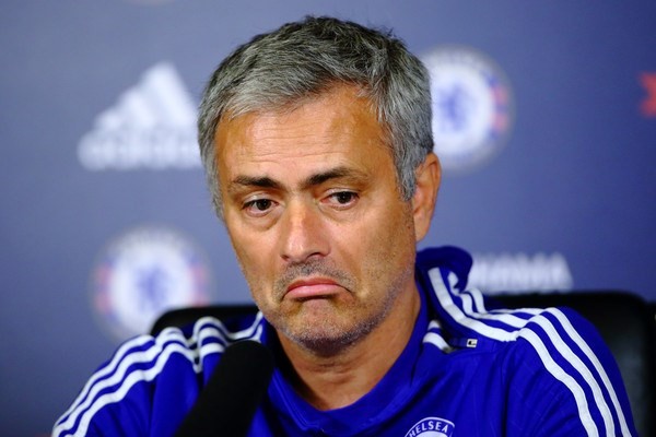 Mourinho cho rằng mình bị FA xử ép.