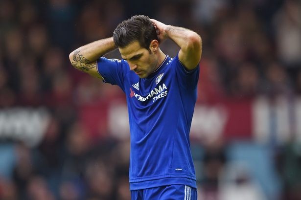 Cesc Fabregas mất ăn mất ngủ khi Chelsea sa sút.