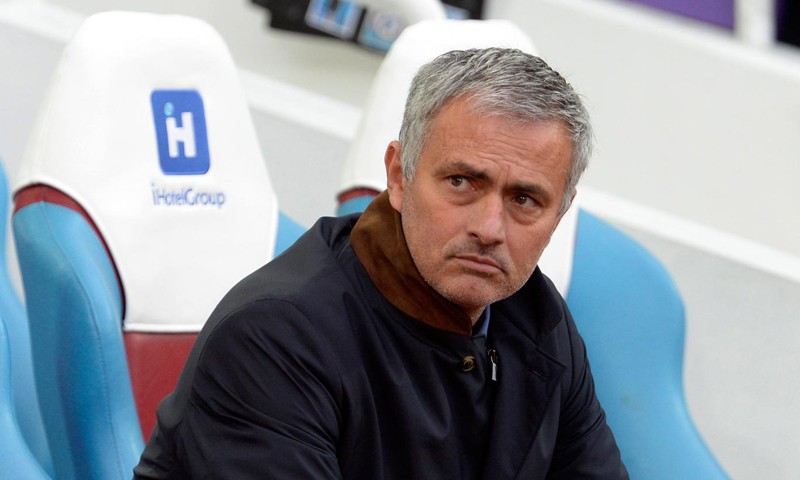 Mourinho muốn dẫn dắt M.U thay cho Van Gaal.