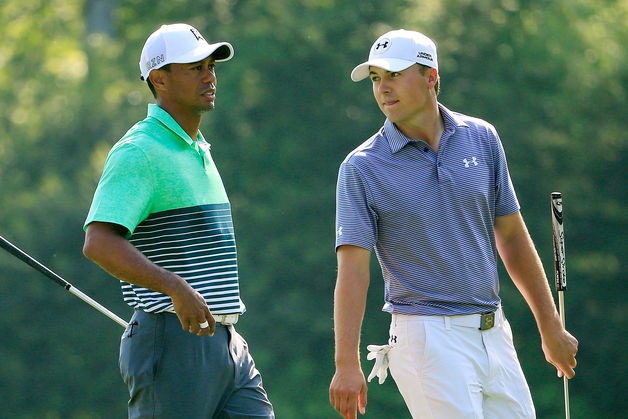 Tiger Woods đã mất ngôi kiếm tiền vào tay Spieth.