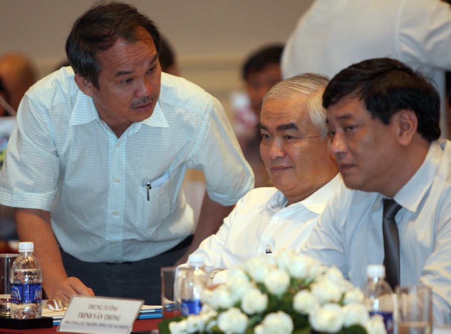 Chủ tịch VFF Lê Hùng Dũng xin rút vì lý do sức khỏe.
