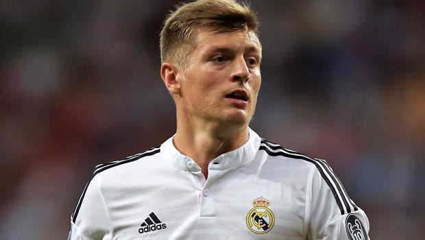 M.U quyết mua Toni Kroos trong mùa hè 2016.