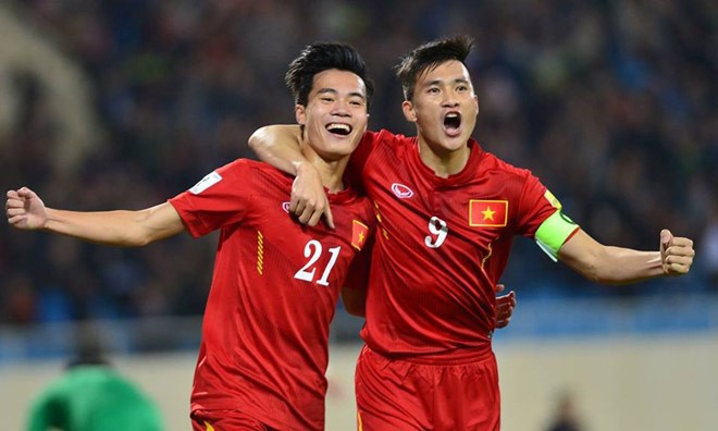 Công Vinh và Văn Toàn cùng lập cú đúp trong trận đấu với Đài Loan. Ảnh: Zing