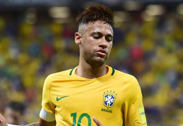 Neymar phải lựa chọn giữa Thế vận hội Rio 2016 và Copa America 2016.
