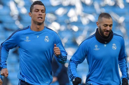 Ronaldo và Benzema chắc chắn sẽ ra sân trước Man City.