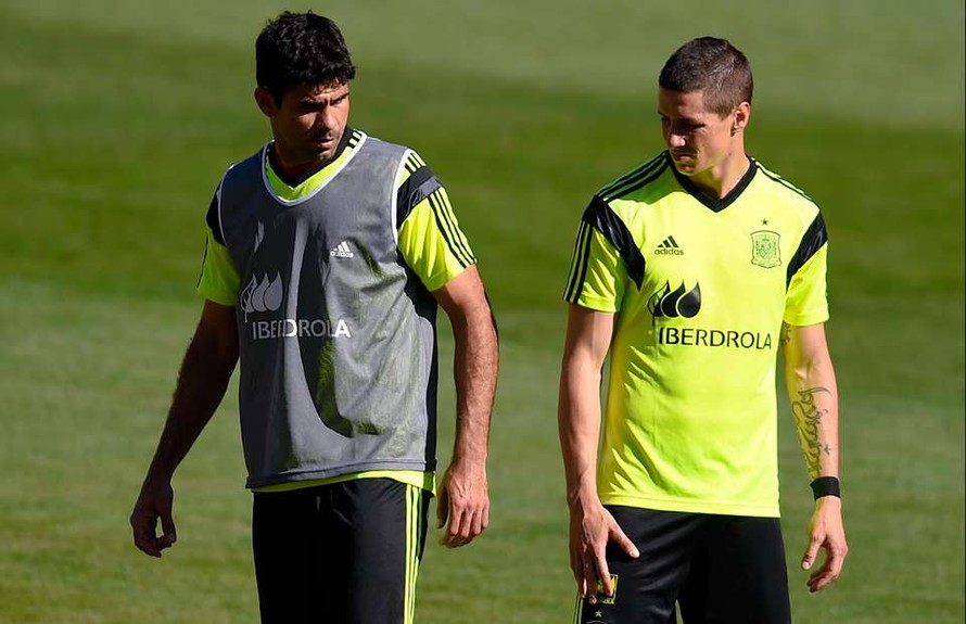 Diego Costa và Fernando Torres bị gạch tên khỏi ĐT Tây Ban Nha.