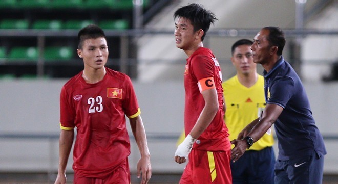 U21 Việt Nam xuất sắc hạ U21 Singapore để giành hạng 3 Nations Cup 2016.