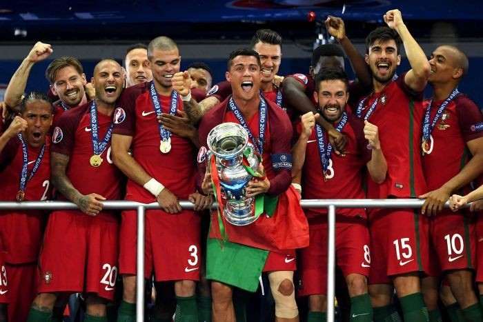 Bồ Đào Nha lên hạng 6 thế giới.