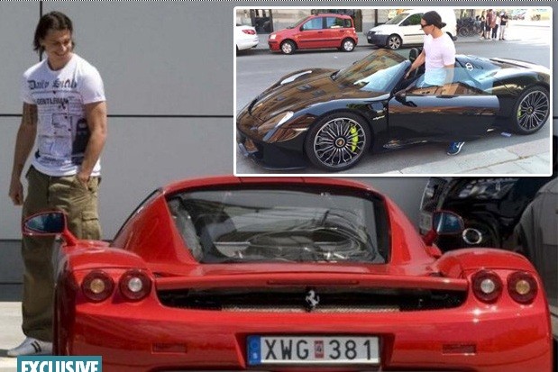 Ibrahimovic mang dàn siêu xe khủng từ Pháp sang Anh.