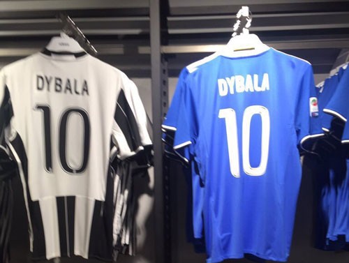 Áo số 10 tại Juventus được chuyển sang cho Dybala?