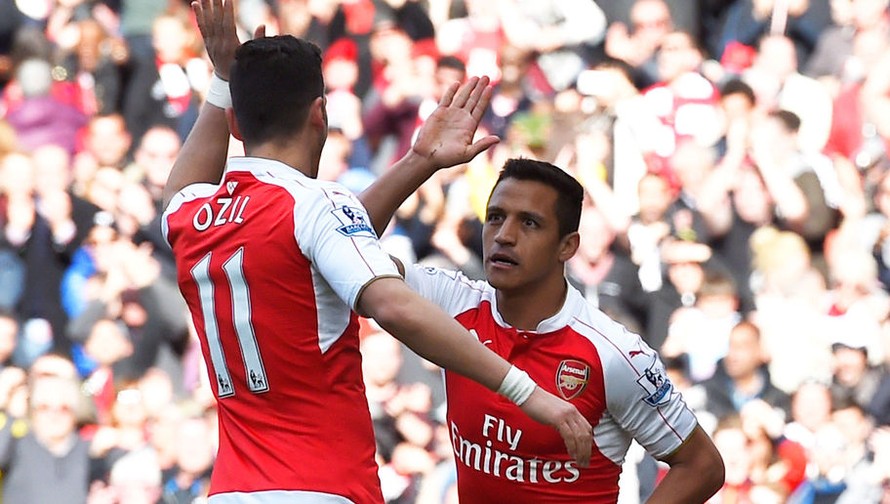  Alexis Sanchez và Mesut Ozil muốn rời Arsenal?