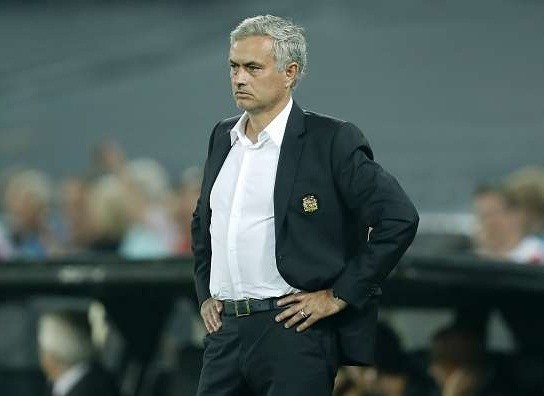 Mourinho thường chửi rủa người khác sau mỗi trận thua?