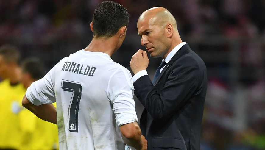 Ronaldo và Zidane không bầu cho nhau.