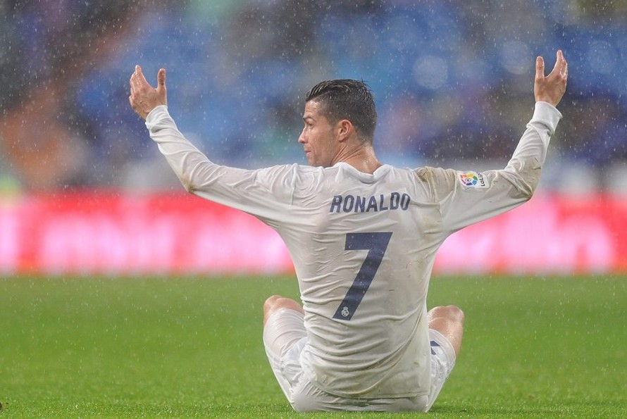 Cristiano Ronaldo bị cáo buộc trốn khoản thuế lên tới 150 triệu euro.