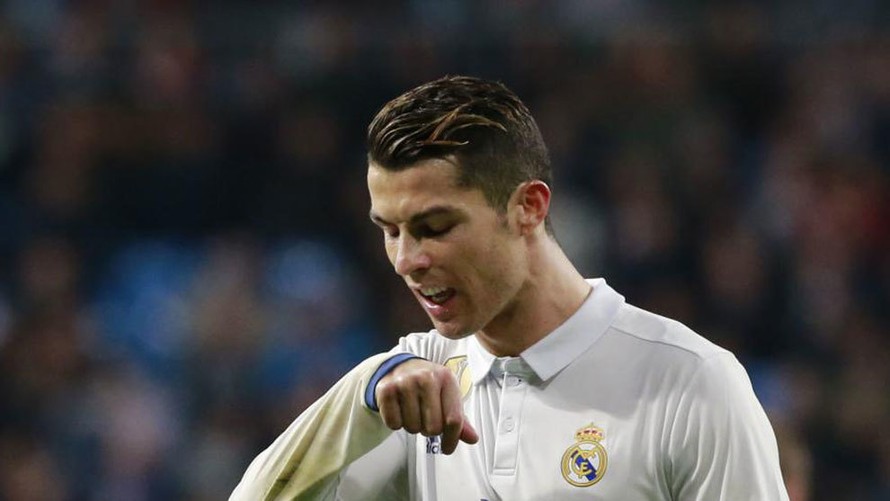 Ronaldo xác lập kỷ lục mới trong màu áo Real Madrid.