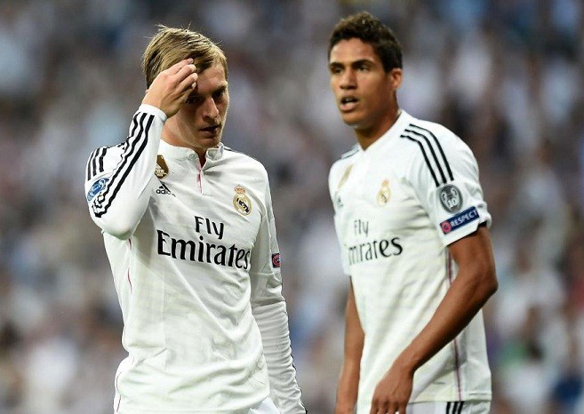 Mourinho muốn chiêu mộ cả Kroos và Varane.