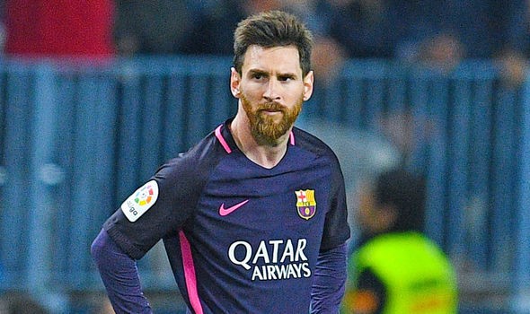 Messi ép HLV Enrique loại 3 đồng đội ở Barcelona.