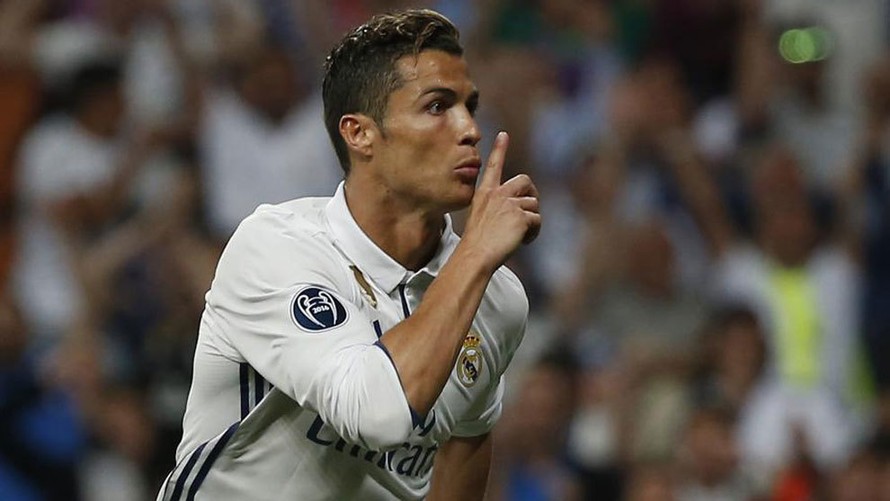 Ronaldo lại tỏa sáng rực rỡ tại Champions League.