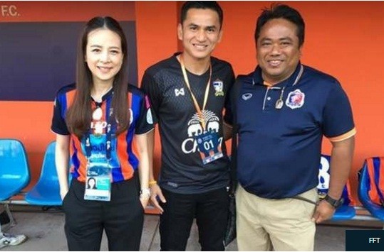Kiatisak nhận lời làm HLV trưởng CLB Port FC ở giải Thai League.