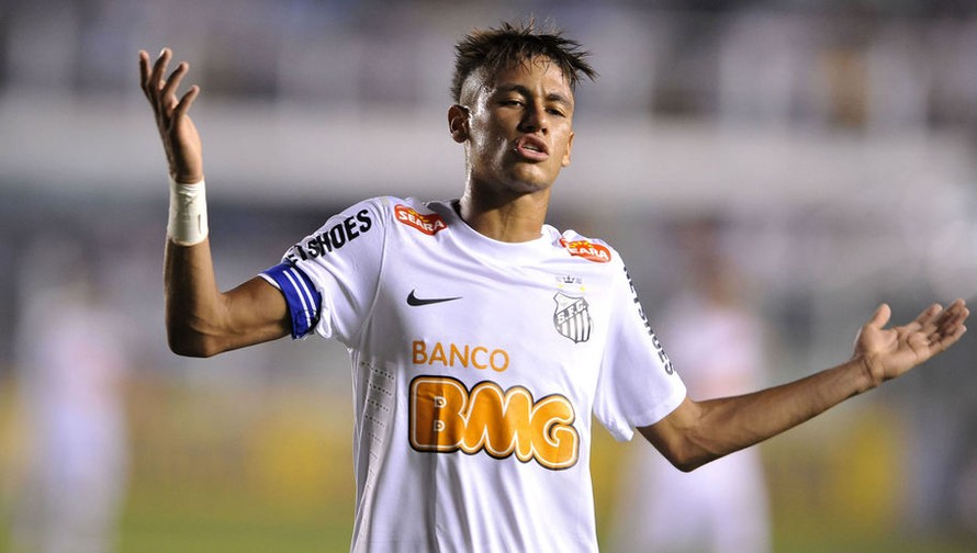 Vụ Neymar sang PSG vẫn còn nhiều rắc rối về tiền bạc.