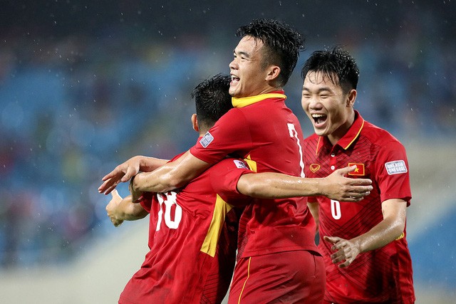 ĐT Việt Nam tăng 9 bậc trên BXH FIFA.