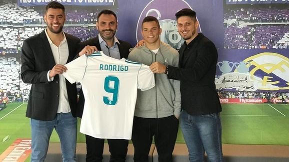 Rodrigo Rodrigues trong ngày ra mắt Real Madrid.