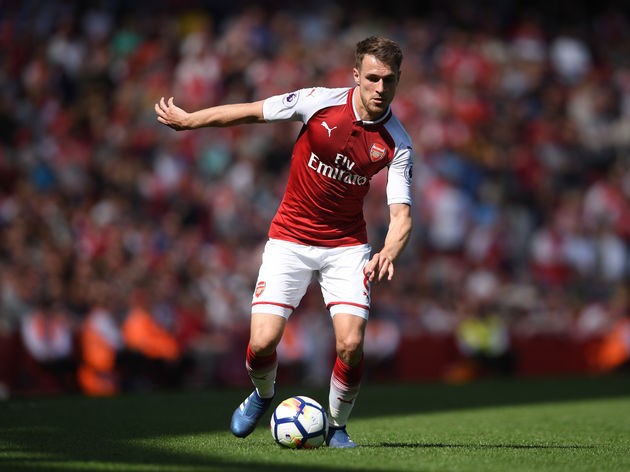 Arsenal sẵn sàng tăng lương cho Aaron Ramsey.